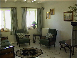 Le Cerisier lounge